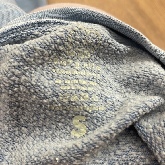 ivory ella crewneck - Picture 3 of 3